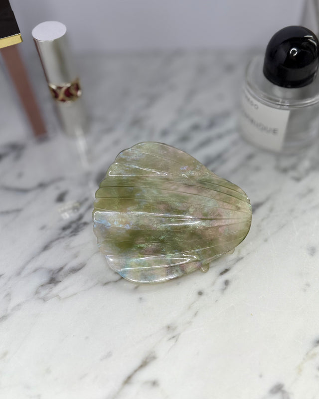 Luma Flat Acetate Claw